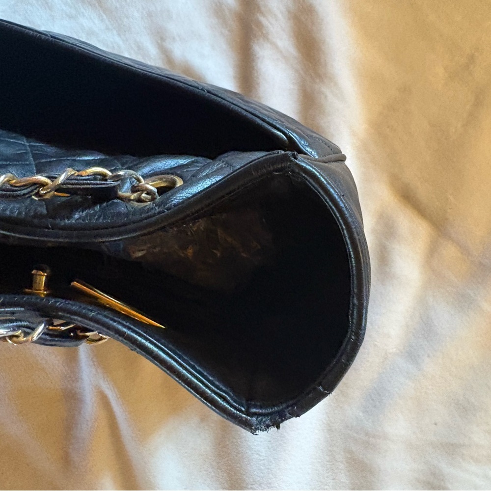 RARE Vintage 1980's Black Lamb Leather Chanel Shoulder Bag With Chain Handle - Picture 6 of 9